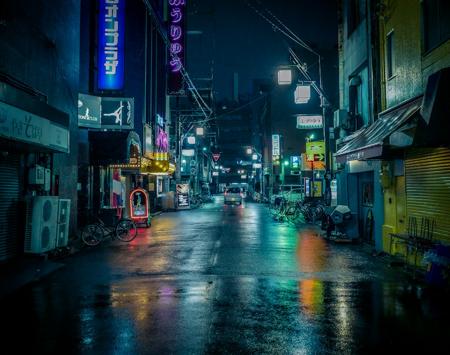 霓虹之后